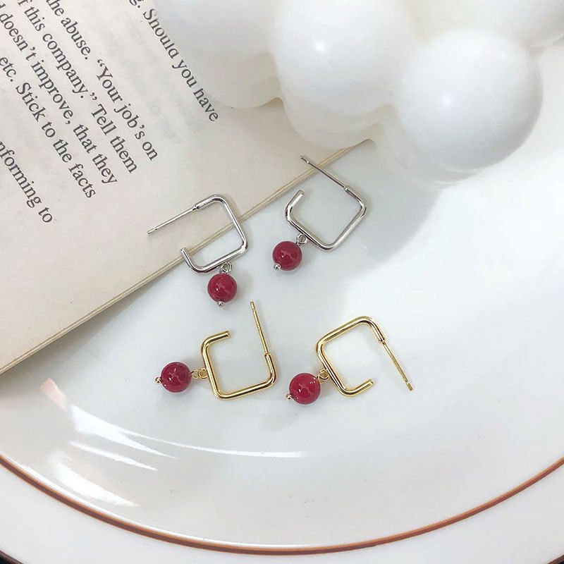 乾佳S925纯银圣诞节耳环女红色母贝珠方形耳坠本命年礼物耳饰品潮 - 图0