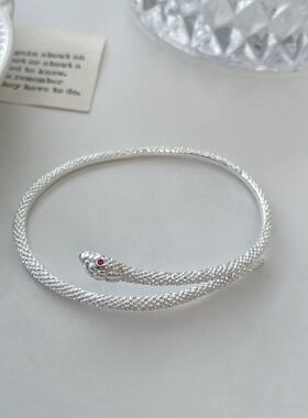 S925纯银蛇缠绕手镯轻奢小众设计精致冷淡风个性开口镯子简约百搭