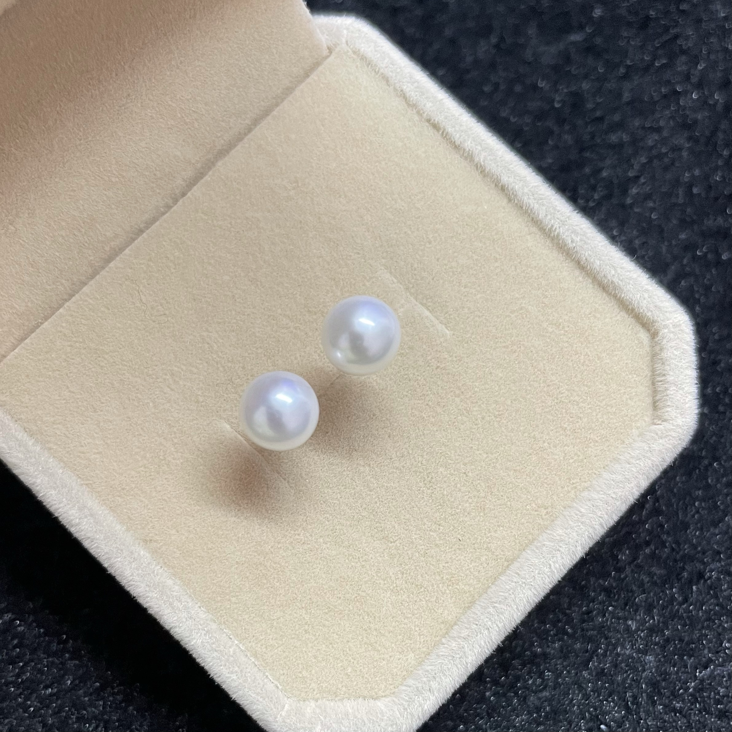 小灯泡淡水有核ak 珍珠耳钉 精致白亮极强光淡水珍珠耳钉圆形,淘宝优惠券,粉丝福利购,淘宝优惠卷