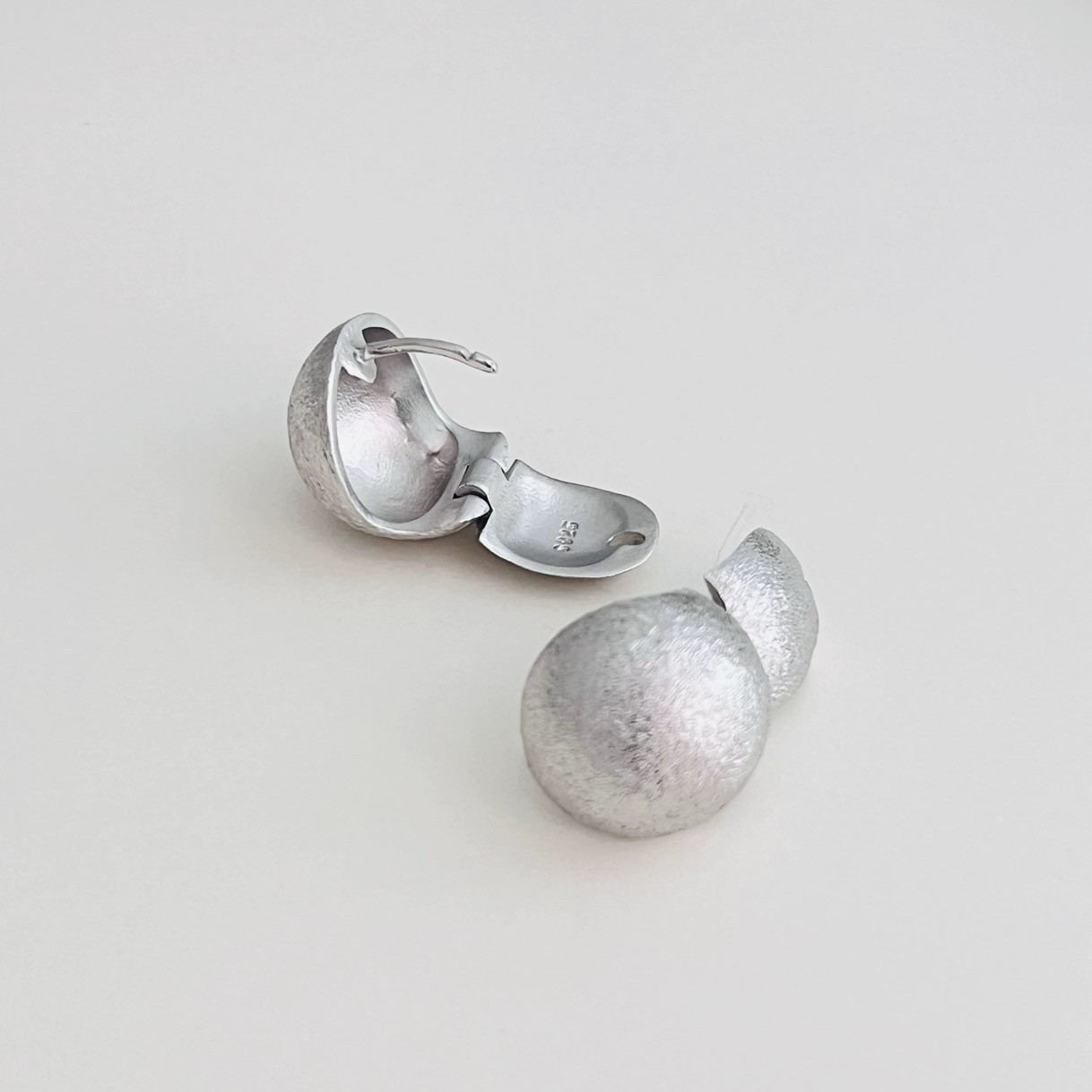 小众设计S925纯银拉丝圆球耳钉简约气质耳环百搭设计感耳饰,淘宝优惠券,粉丝福利购,淘宝优惠卷