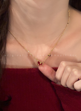 马上有钱！本命年红色小马项链女高级感轻奢小众毛衣链气质锁骨链