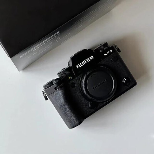 Fuji X-T5 retro micro single 6K digital camera xt4 upgraded version xt5 brand new digital