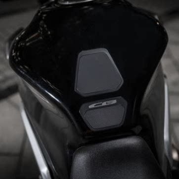 适用于本田CB650R CBR650R CB650F CBR650F改装油箱贴 油箱保护贴 - 图1