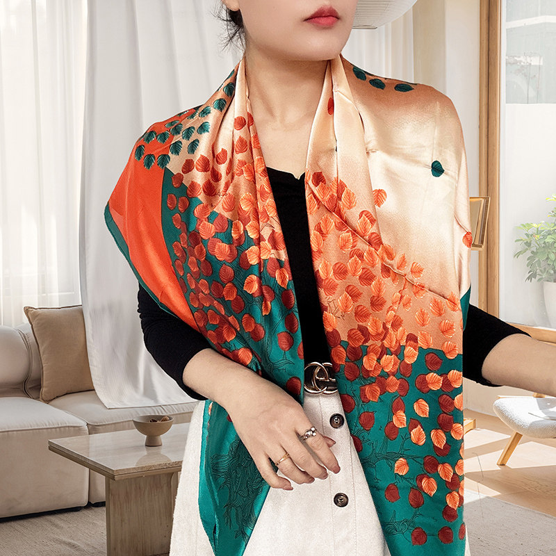 110CM大方巾丝巾丽锦缎围巾女春秋冬新款洋气时尚妈妈披肩批 发,淘宝优惠券,粉丝福利购,淘宝优惠卷
