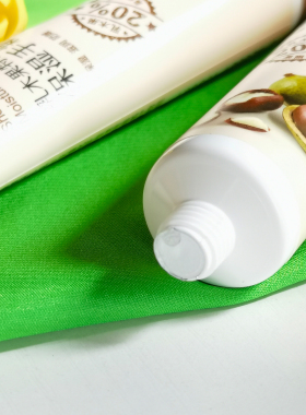 郁美净乳木果护手霜保湿润手霜