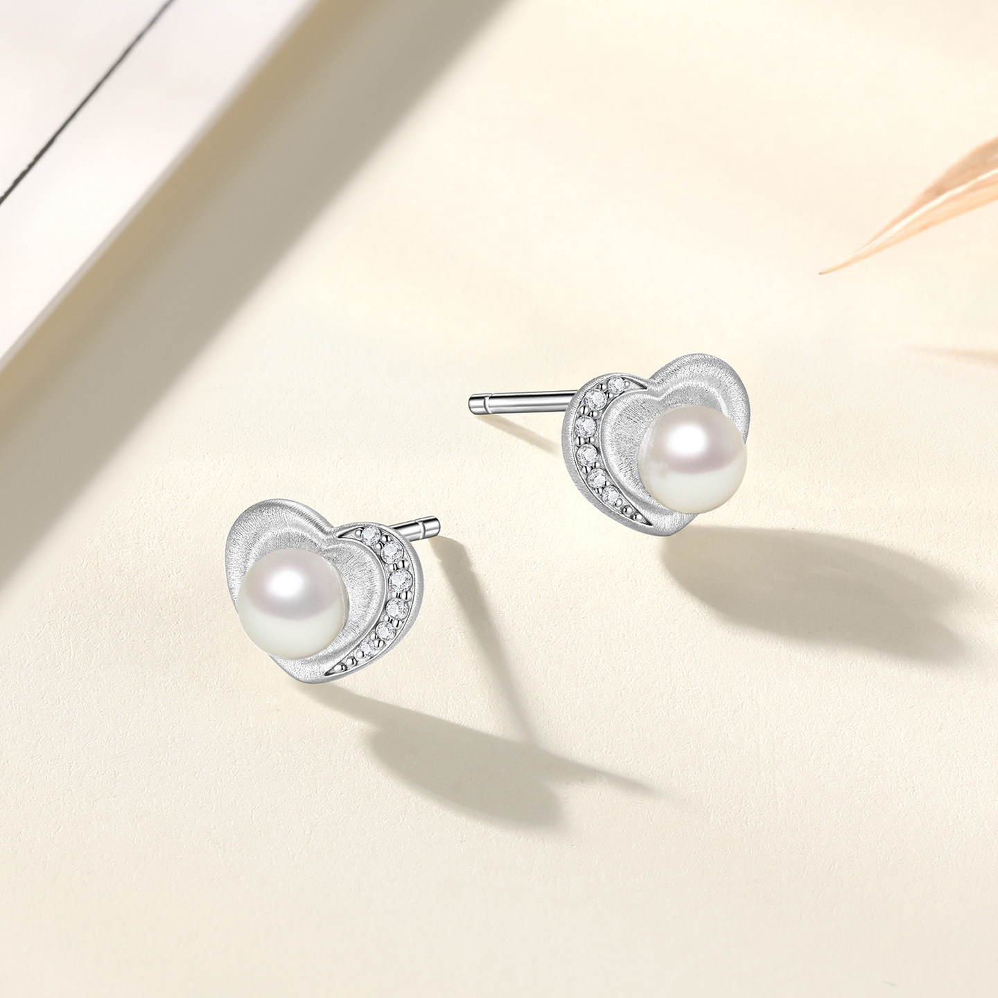 潮宏基爱心s925银珍珠耳钉银饰耳饰拉丝送女友法式生日礼物,淘宝优惠券,粉丝福利购,淘宝优惠卷