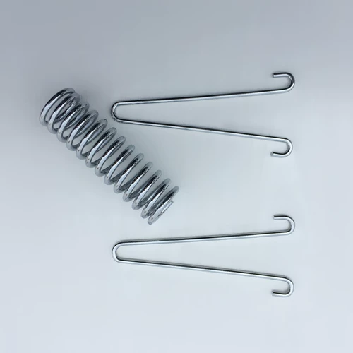 Взрыв сжатой пружинной полосы