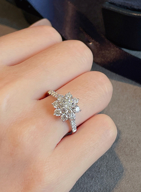 豪华群镶嵌50分仿真求婚钻戒女款