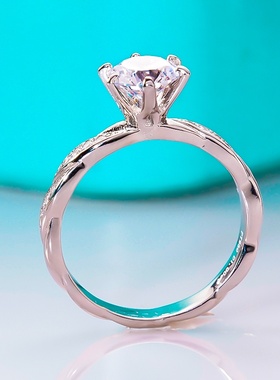 莫桑石六爪扭臂麻花戒指