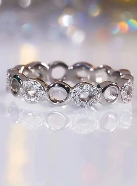 莫桑石群镶满钻麻花戒指