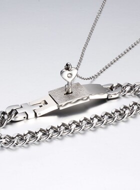 新款跨境欧美冲上云霄2同款陈法拉情侣同心锁手镯项链钛钢时尚套