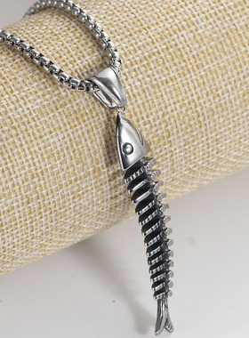 欧美鱼骨头骷髅钛钢现货吊坠新品