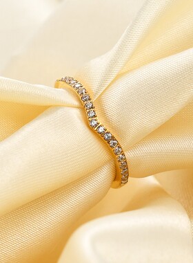 新款不锈钢V形字戒指跨境ins时尚细款单排钻指环食指戒学生百搭女