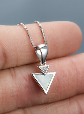 新款跨境时尚通勤重叠三角形澳宝吊坠锁骨链嘻哈潮女配饰