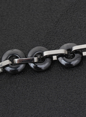 黑白圆形时尚风钛钢现货手链新品