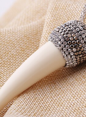 新款100百种我爱你语言项链欧美时尚个性树脂牛角镶钻吊坠项链饰