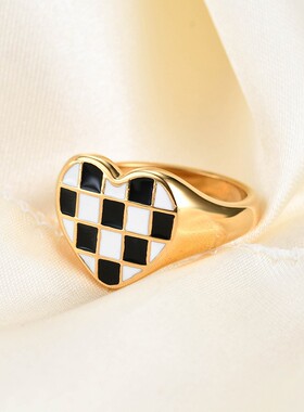新款欧美ins情侣爱心14MM时尚创意指环拼接黑白棋盘格304钛钢戒指