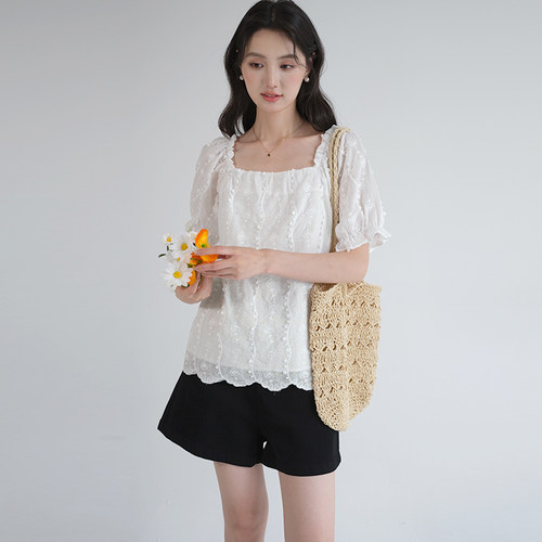 蓝若水大码女装肌理感刺绣衬衫胖mm2026夏新款甜美泡泡袖提花衬衣 - 图0