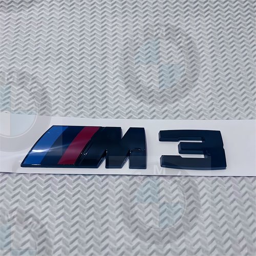适用宝马M1 M2 M3 M4 M5车标升级黑化运动M数字标贴尾标 - 图1