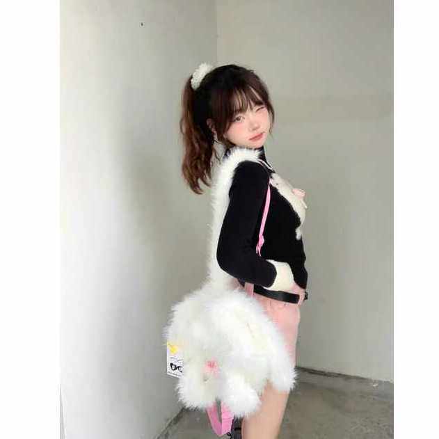 羊咩芭比可爱黑色修身显瘦针织半高领毛衣女秋冬季新款设计感上衣 - 图0