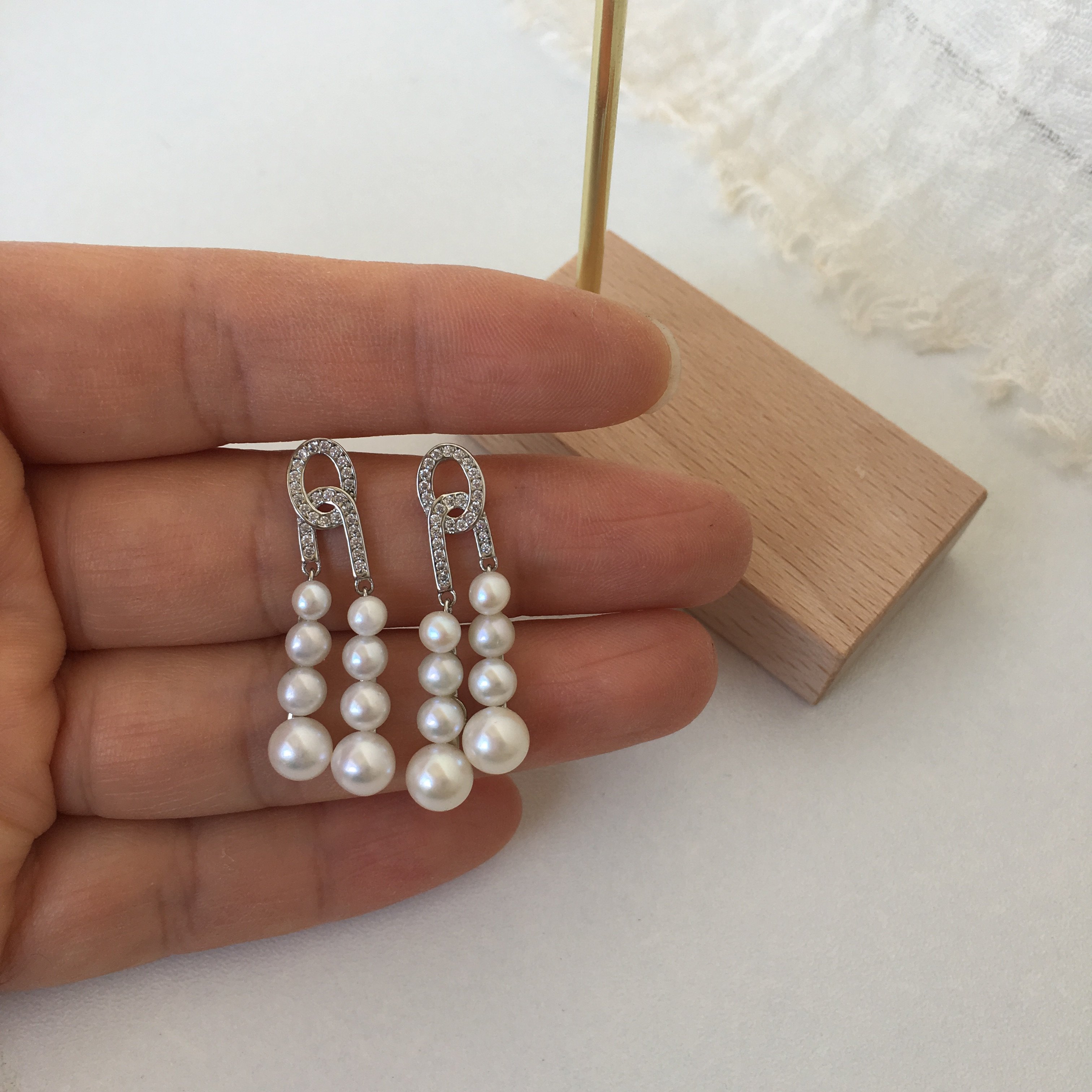 925纯银耳钉耳环一图一物女款耳饰轻奢风简约多珠耳饰天然珍珠,淘宝优惠券,粉丝福利购,淘宝优惠卷