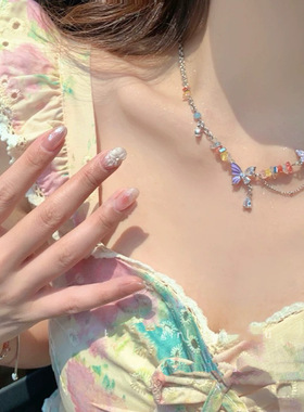 彩色夏日多巴胺碎石蝴蝶项链女款甜酷辣妹风高级感小众锁骨链配饰