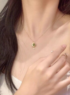 和田玉星月项链女轻奢高级感气质星星月亮锆石锁骨链环绕星球颈链