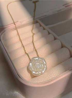 日韩风白色花卉吊坠项链 简单花朵女简约气质小众ins冷淡风锁骨链