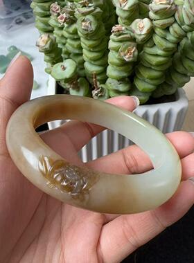 俏色和田玉新疆且末料俏色手镯