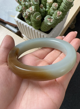 新疆和田玉且末料蓝调带糖手镯弧顶方手镯肉质细腻油润带证书发货