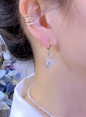秋冬锆石枫叶耳钉女2023耳饰品