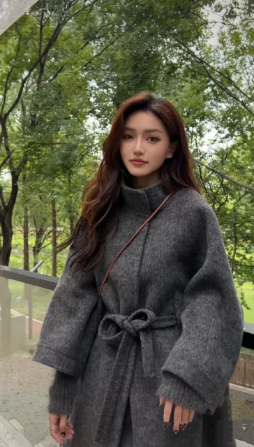 2025冬季斗篷新款立领双面羊毛大衣系带假两件针织袖羊毛呢外套女