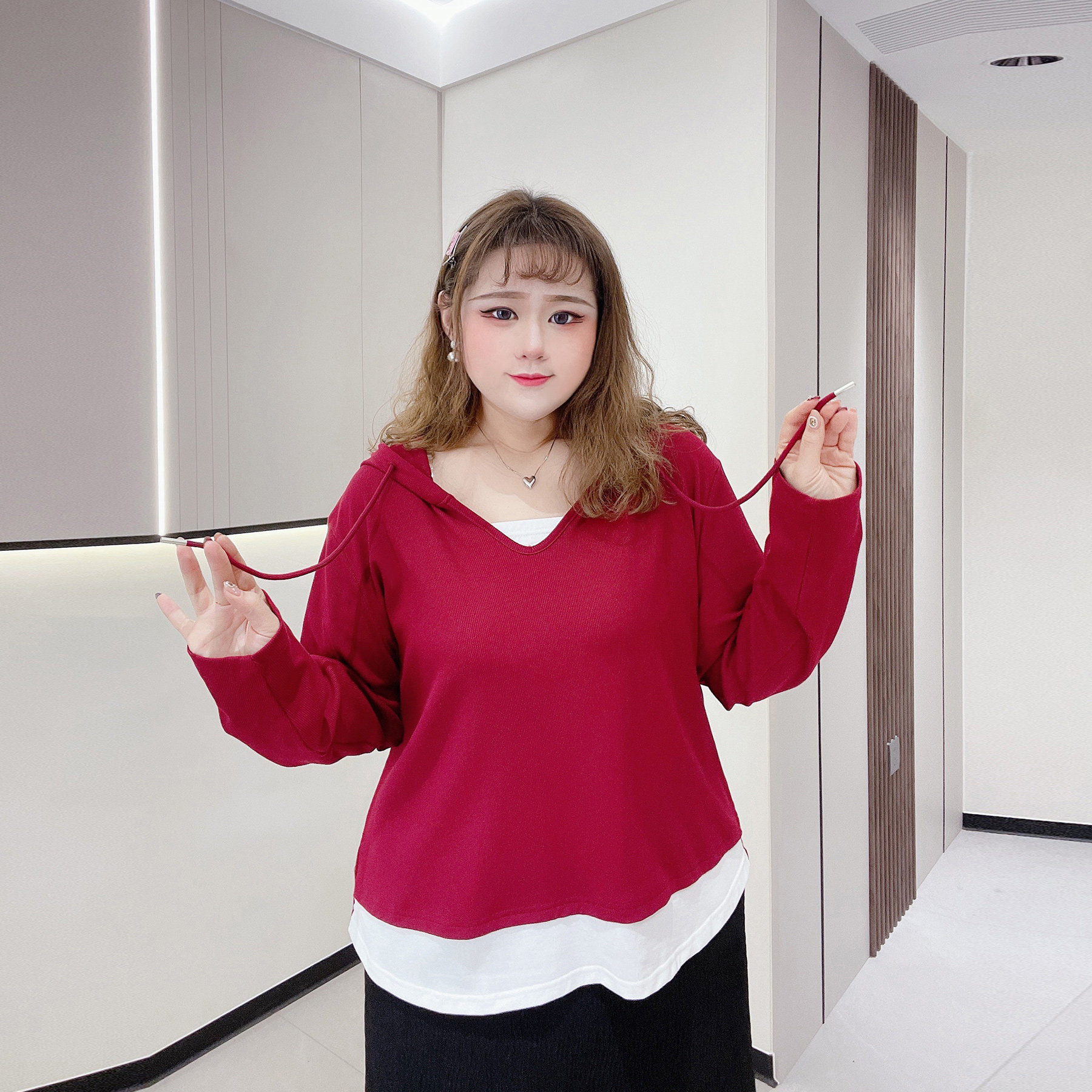 撞色假两件打底衫胖仙女莹莹大码女装胖mm春秋显瘦时髦连帽针织衫,淘宝优惠券,粉丝福利购,淘宝优惠卷