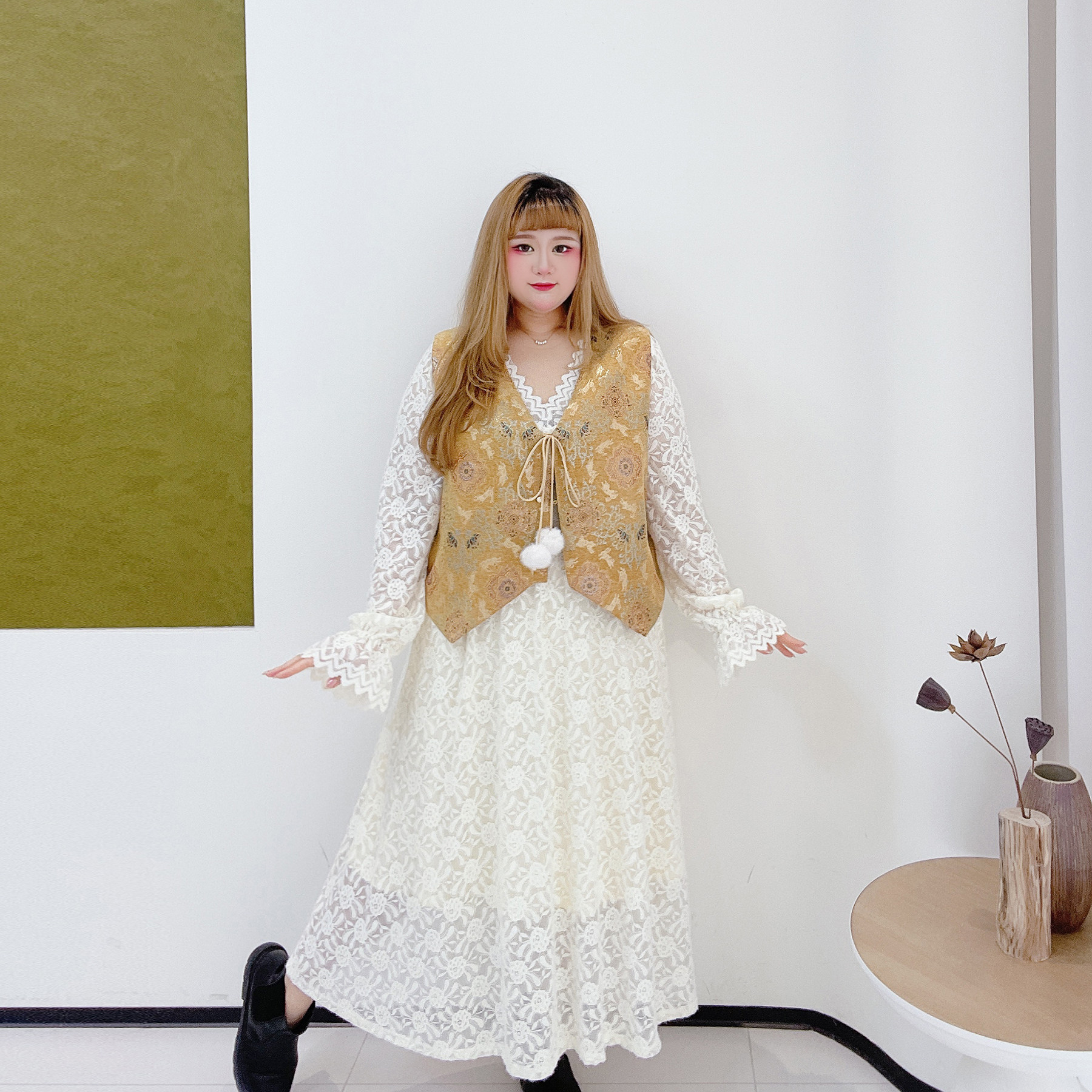 新年国风提花马甲套装胖莹莹大码女装秋冬v领磨毛蕾丝收腰连衣裙,淘宝优惠券,粉丝福利购,淘宝优惠卷