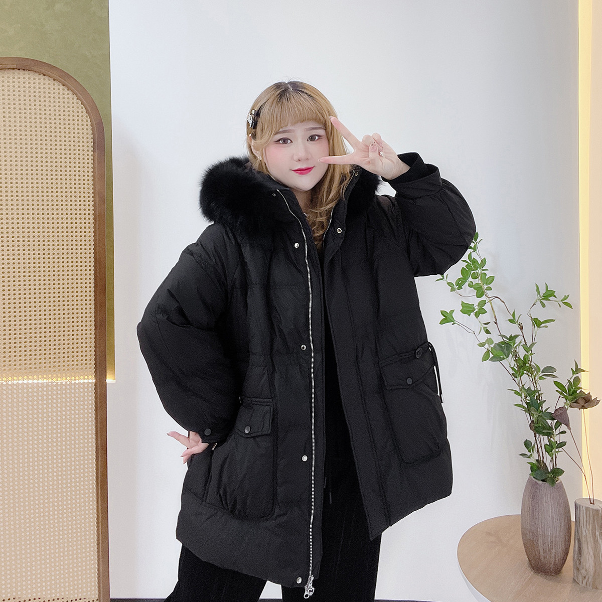 大毛领时尚款抽绳收腰厚外套胖仙女莹莹大码女装胖mm休闲风羽绒服,淘宝优惠券,粉丝福利购,淘宝优惠卷