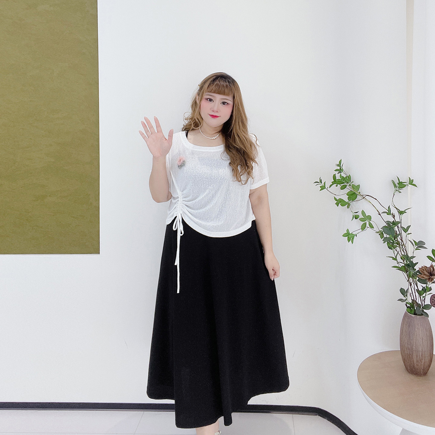 别致立体花抽绳显瘦T恤胖莹莹大码女装甜美通勤风吊带连衣裙套装,淘宝优惠券,粉丝福利购,淘宝优惠卷