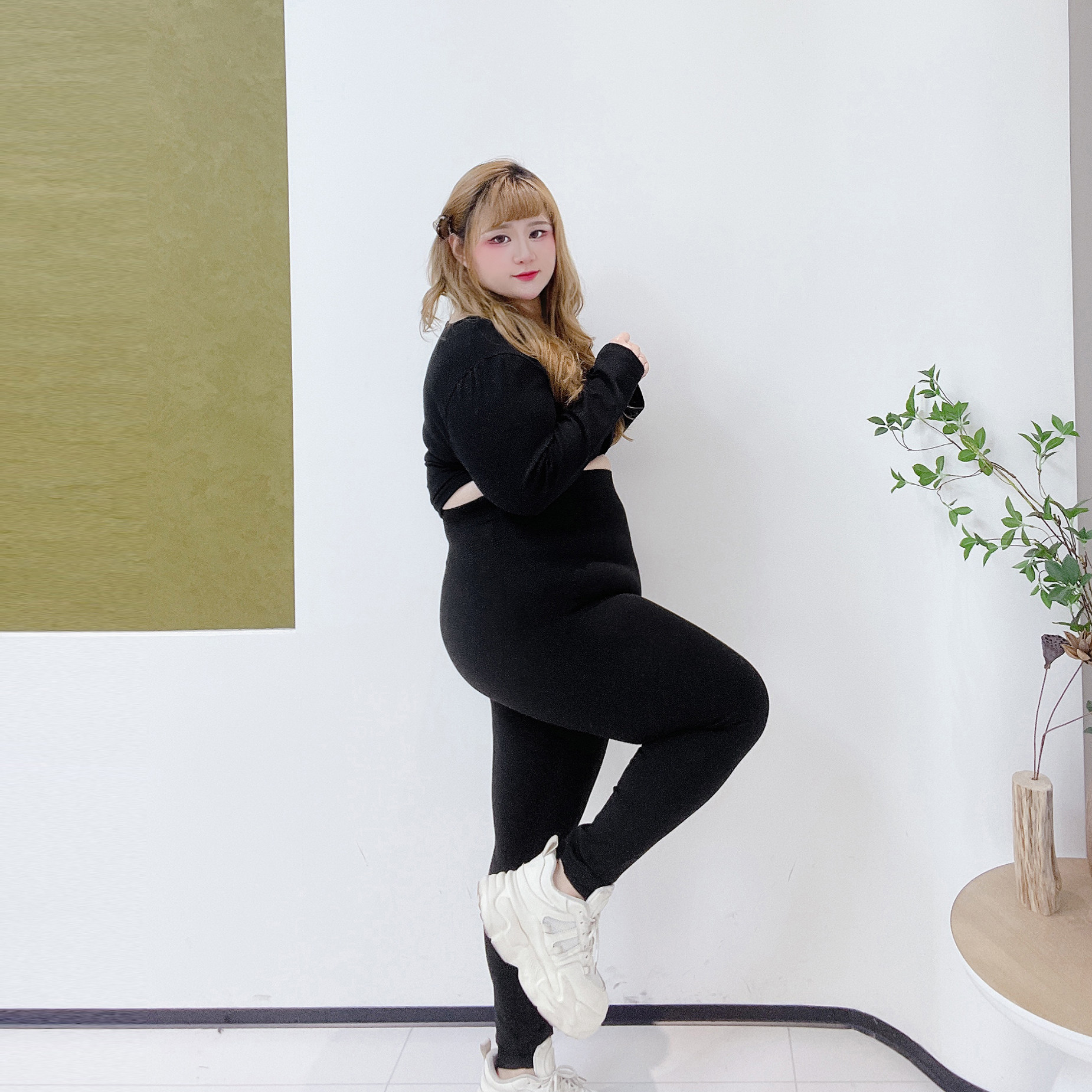 300斤秋冬加绒保暖打底裤胖莹莹大码女装弹力修身高腰加厚鲨鱼裤,淘宝优惠券,粉丝福利购,淘宝优惠卷