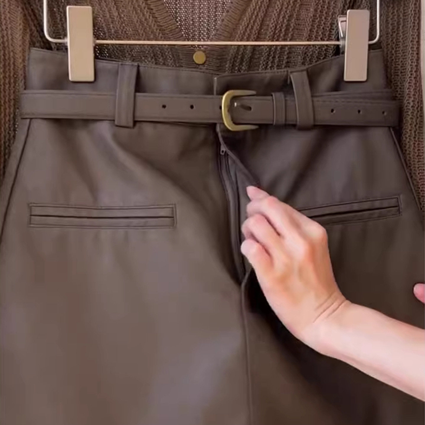 咖色皮裙短裙女2025秋季流行新款高腰时尚气质复古百搭A字半身裙,淘宝优惠券,粉丝福利购,淘宝优惠卷