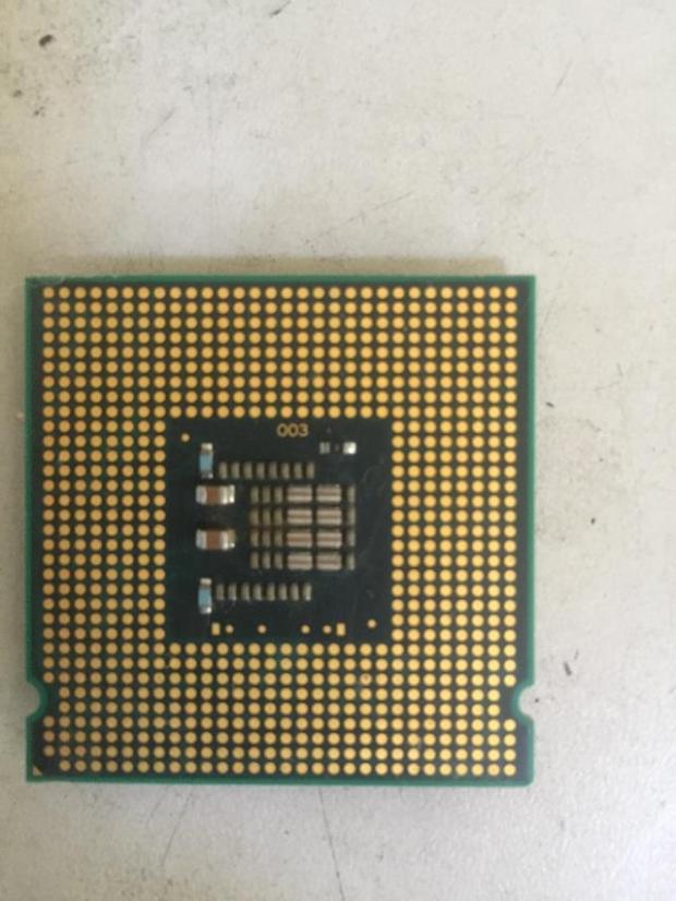 Intel 奔腾双核 E5200 E5300 E5400 E5500 E5700 E5800 775CPU - 图1