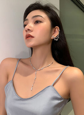 轻奢不规则气质闪碎钻新款锁骨链小众简约项链长款颈链女