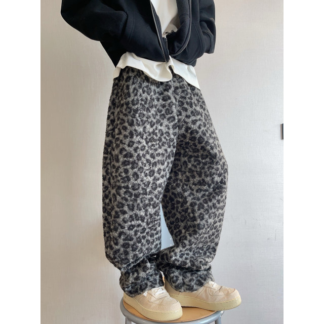 Dannyandzee winter retro handsome warm black leopard print woolen velvet trousers scimitar pants men's sweatpants