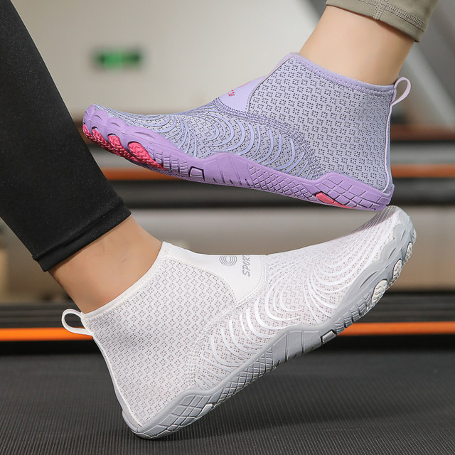 Non-slip, wear-resistant, silent and shock-absorbing fitness shoes