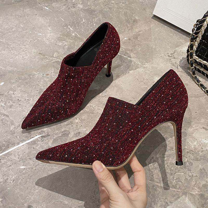 黑色水钻深口单鞋设计感小众不累脚2025春夏新款尖头细跟高跟鞋女,淘宝优惠券,粉丝福利购,淘宝优惠卷