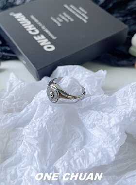 欧美小众设计骷髅头戒指男士钛钢简约不掉色食指环女潮酷情侣戒子