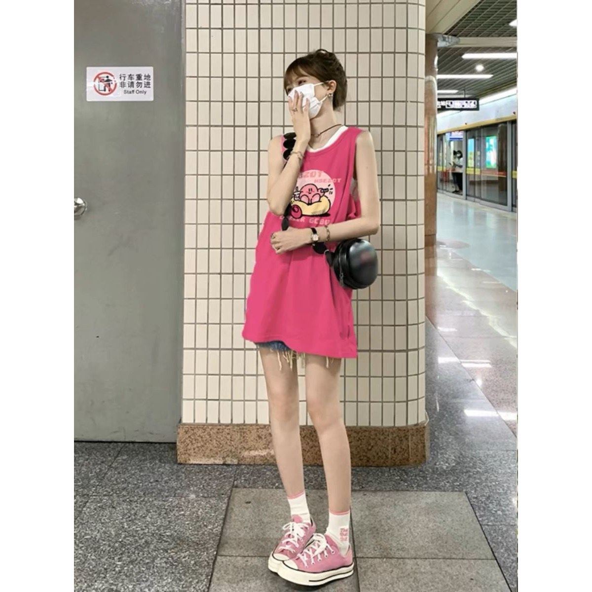 玫红色无袖坎肩t恤女夏季2024新款多巴胺海边穿搭甜美吊带背心ins,淘宝优惠券,粉丝福利购,淘宝优惠卷