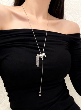 少女CEO 【马到成功】可爱童趣小马长款钛钢项链女配饰小众毛衣链