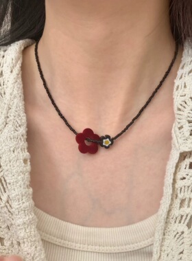 少女CEO姜妍同款丝绒花朵项链女小众设计感串珠玛瑙花朵锁骨链