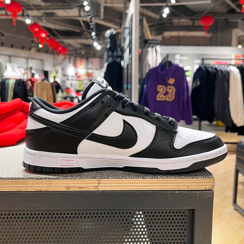 Nike耐克男鞋2025春季款DUNK黑白熊猫拼色复古休闲板鞋HF5441-100 - 图0