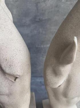 天然莱姆石葡米马头立式雕刻摆件艺术品设计师款豪宅私宅