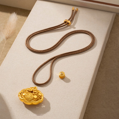 「老铺家同款」黄金吊坠挂绳女款手工编织项链绳子八宝罗盘吊坠 - 图1